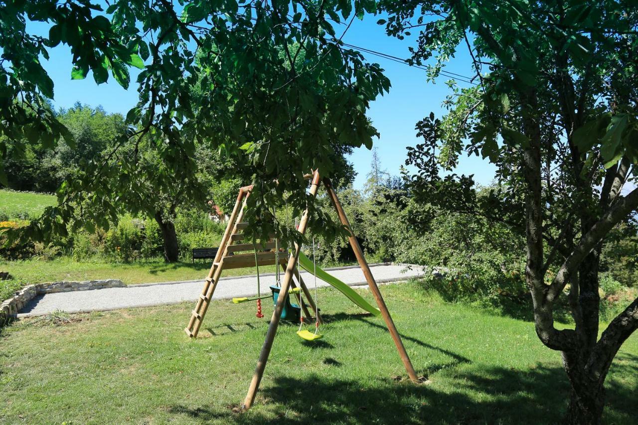 Gites L'épilobe Saint-Leger-les-Melezes Exterior foto